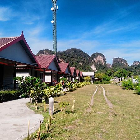 Phi Phi Coralbay Hotel Exterior photo