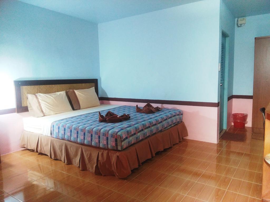 Phi Phi Coralbay Hotel Exterior photo